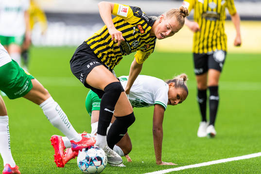 Häckens Dilja Yr Zomers och Hammarbys Madelen Janogy