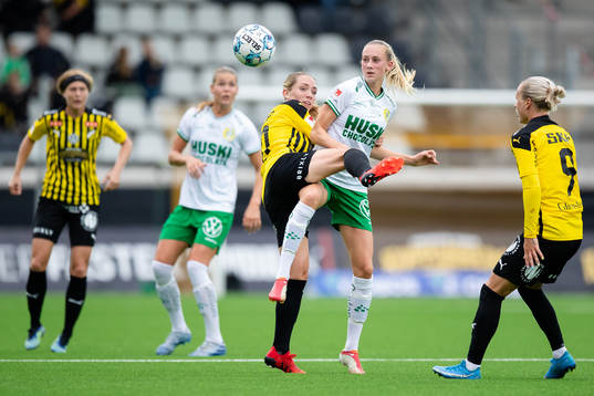 Häckens Elin Rubensson och Hammarbys Ellen Wangerheim