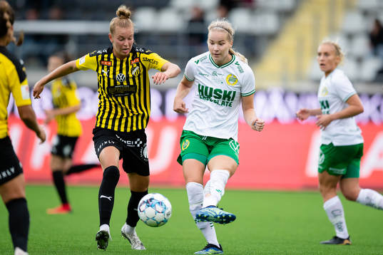 Häckens Dilja Yr Zomers och Hammarbys Eva Nyström