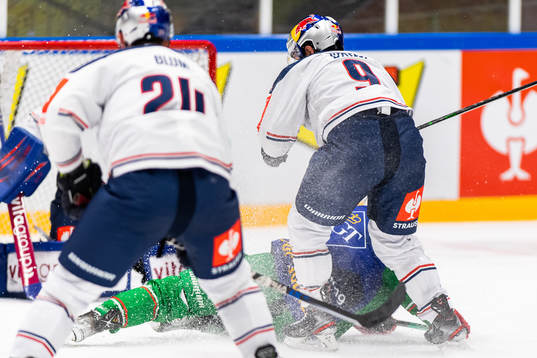 Ted Brithén of Rögle is awarded a penalty shot