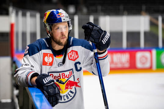 Patrick Hager of Munich looks dejected