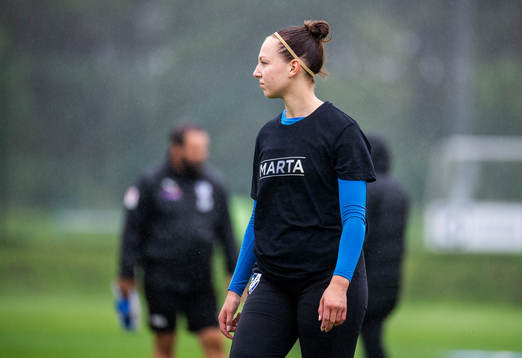 Kalmars Ingrid Wixner med specialtröja