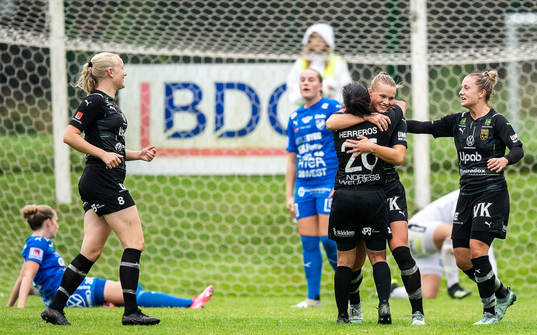 Umeås Alexandra Sandström jublar