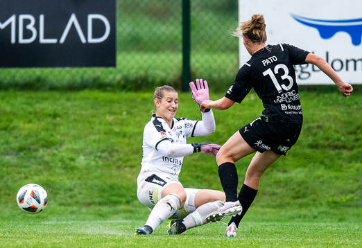 Kalmars Tilda Zarske och Umeås Patrycja Weronika Jerzak