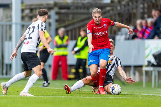 Landskronas Robin Hofsö och Helsingborgs Charlie Weberg