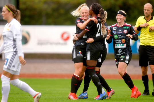 Lidköpings Molly Johansson, Evelyn Ijeh och Evelina