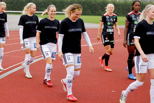 Sundsvalls Julia Melin Bhy och Emelie Dahlin