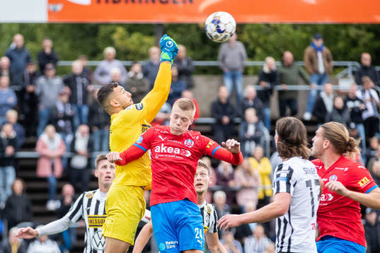 Landskronas målvakt Amr Kaddoura och Helsingborgs Emil
