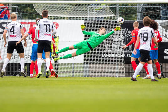 Helsingborgs målvakt Anders Lindegaard