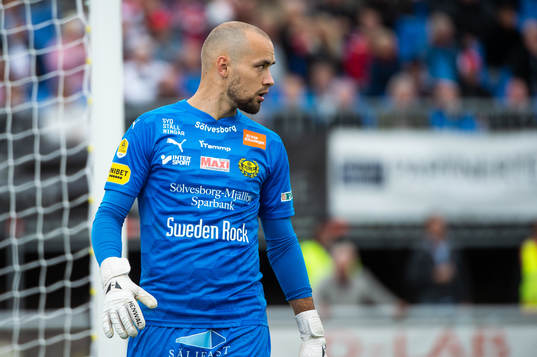 Mjällbys målvakt Carl-Johan Eriksson