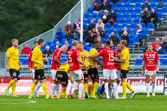 Irriterat mellan spelarna