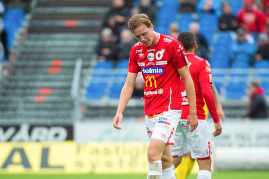Degerfors Adam Carlén deppar