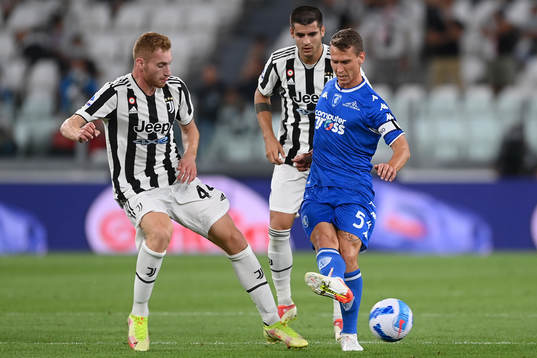 Dejan Kulusevski of Juventus and Leo Stulac of Empoli
