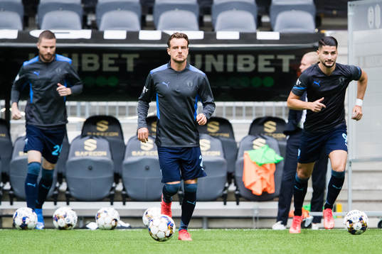Malmö FFs Eric Larsson och Antonio Colak