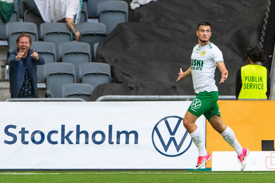 Hammarbys Astrit Selmani jublar
