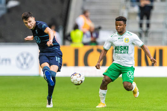 Malmö FFs Anel Ahmedhodzic och Hammarbys Akinkunmi Amoo
