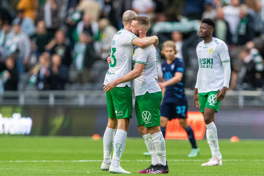 Hammarbys Jon Gudni Fjoluson, Mads Fenger Nielsen och Aziz