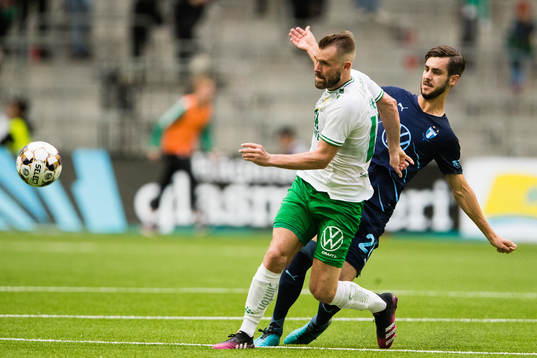 Hammarbys Mads Fenger Nielsen och Malmö FFs Adi Nalic