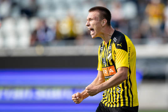 Häckens Kristoffer Lund Hansen jublar