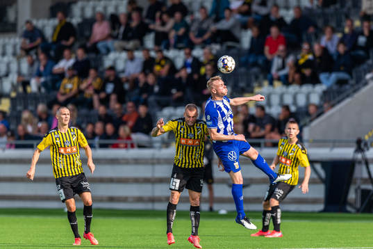 Häckens Alexander Faltsetas och IFK Göteborgs Kolbeinn