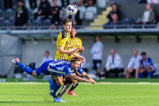 Häckens Alexander Jeremejeff  och IFK Göteborgs Mattias