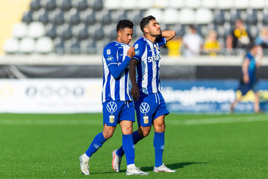 IFK Göteborgs Tobias Sana och Hosam Aiesh deppar