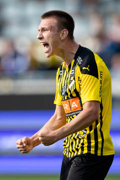 Häckens Kristoffer Lund Hansen jublar