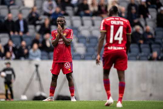 Djurgårdens Emmanuel Banda deppar
