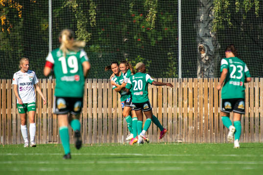 Mallbackens Fanny Flyckt  gör 1-0