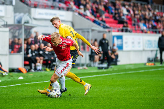 Kalmars Sebastian Ring och Elfsborgs Alexander Bernhadsson