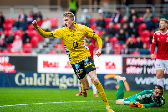 Elfsborgs Alexander Bernhadsson jublar