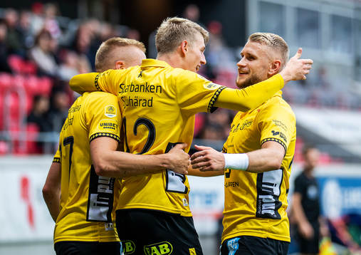 Elfsborgs Alexander Bernhadsson jublar