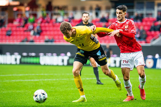 Elfsborgs Christopher McVey och Kalmars Noah Shamoun