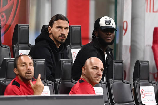 Bläddra bland fler bilder av Football, Serie A, Milan-Cagliari