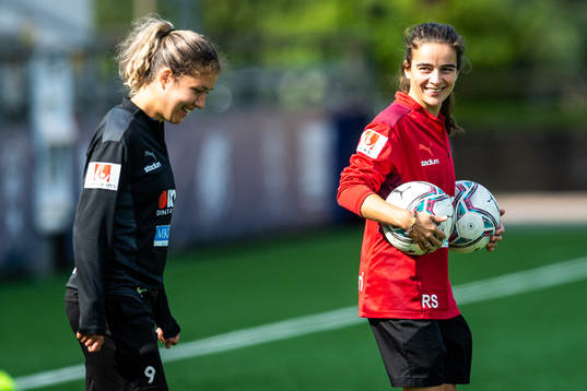 Loreta Kullashi and Renee Slegers, head coach