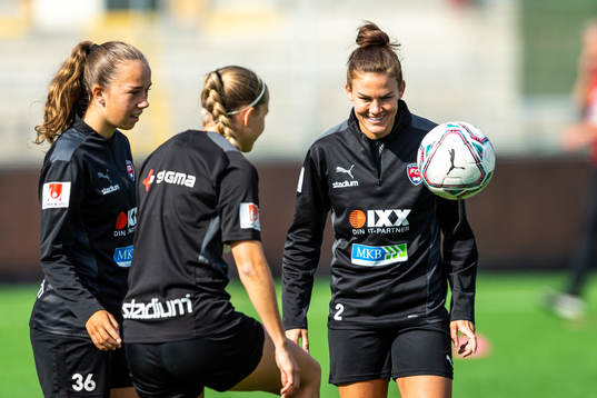 Athinna Persson Lundgren and Katrine Veje