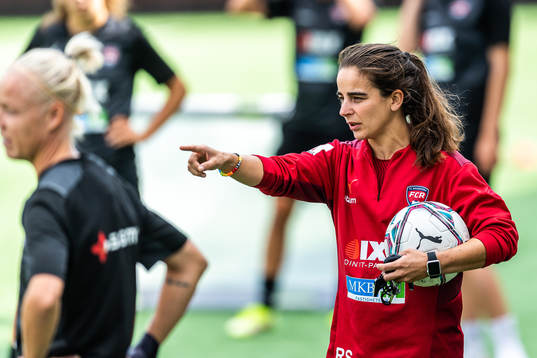 Renee Slegers, head coach