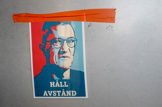 En bild med statsepidemiolog Anders Tegnell med texten