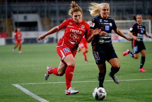 Örebros Jessie Scarpa och Linköpings Alva Selerud