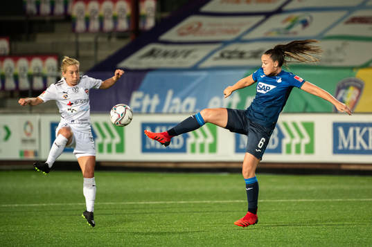 Mia Persson of Rosengård and Tine Lea De Caignyof