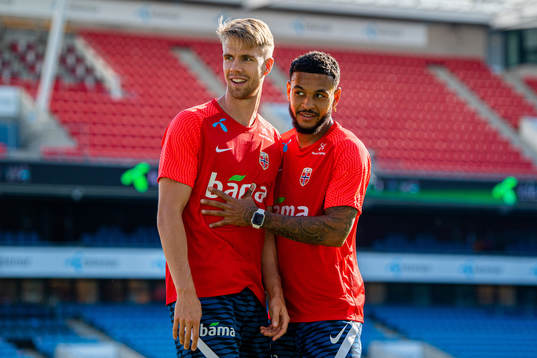 Kristoffer Ajer and Joshua King of the Norwegian national