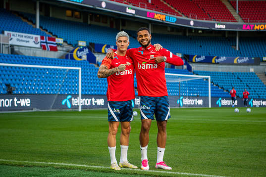 Mathias Normann and Joshua King of the Norwegian national