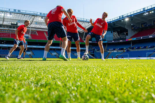 Martin Ødegaard and Fredrik Aursnes of the Norwegian