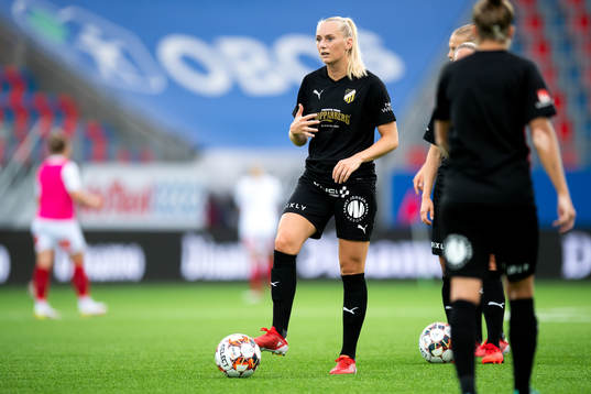 Stina Blackstenius of Häcken