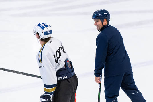 Assisterande tränare Niklas Gällstedt