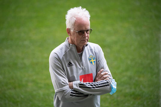 Team doctor Anders Valentin of the Swedish national team