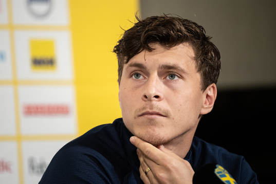 Victor Nilsson Lindelöf of the Swedish national team