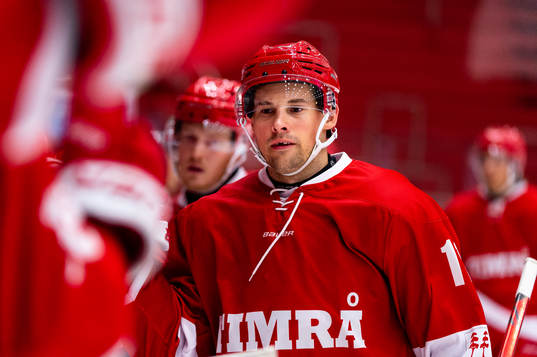 Timrås Nolan Zajac jublar