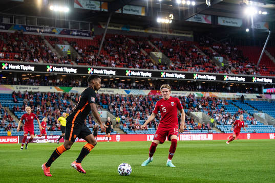 Jurriën Timber of Netherlands and Jens Petter Hauge of