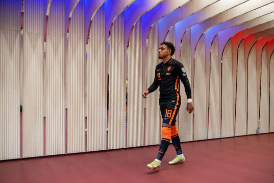 Donyell Malen of Netherlands at half-time